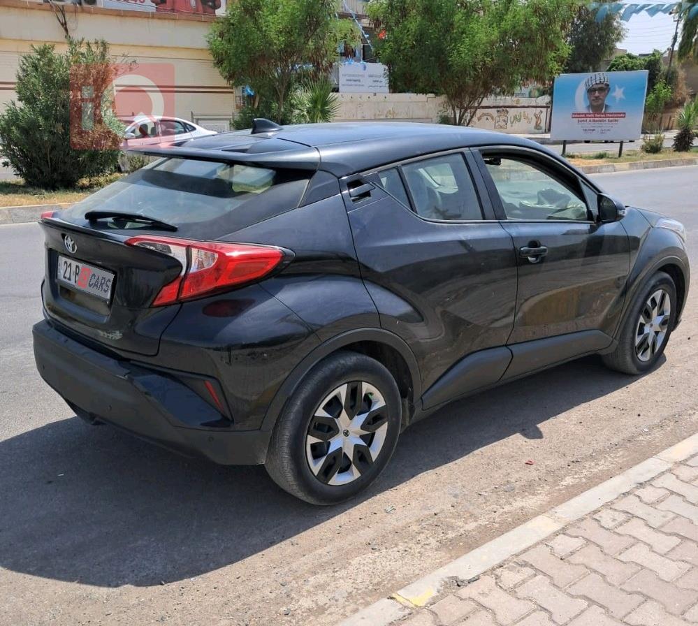 تويوتا سي اتش ار